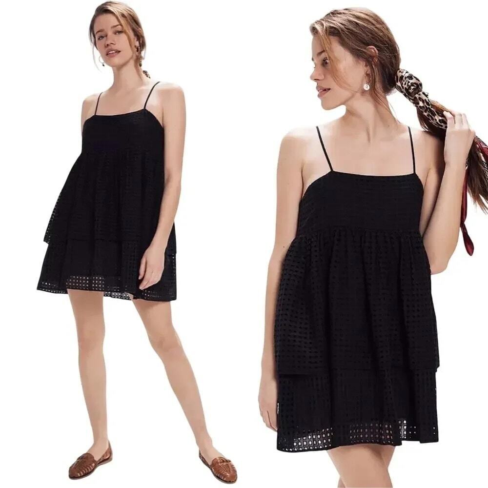 Urban Outfitters Black Katrina Eyelet Babydoll Tiered Mini Dress 4 Cotton Ruffle